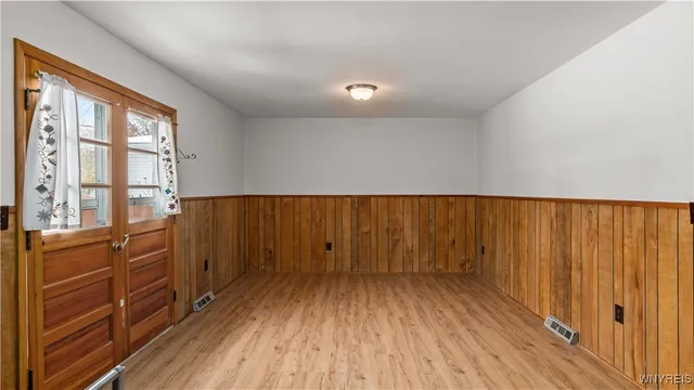 $249,500 | 59 Cresthaven Drive, West Seneca, NY 14224