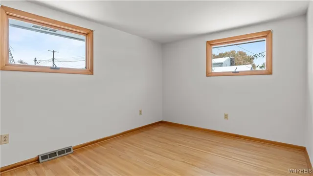 $249,500 | 59 Cresthaven Drive, West Seneca, NY 14224