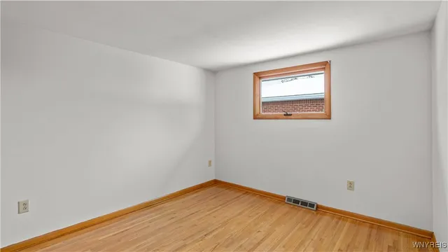 $249,500 | 59 Cresthaven Drive, West Seneca, NY 14224