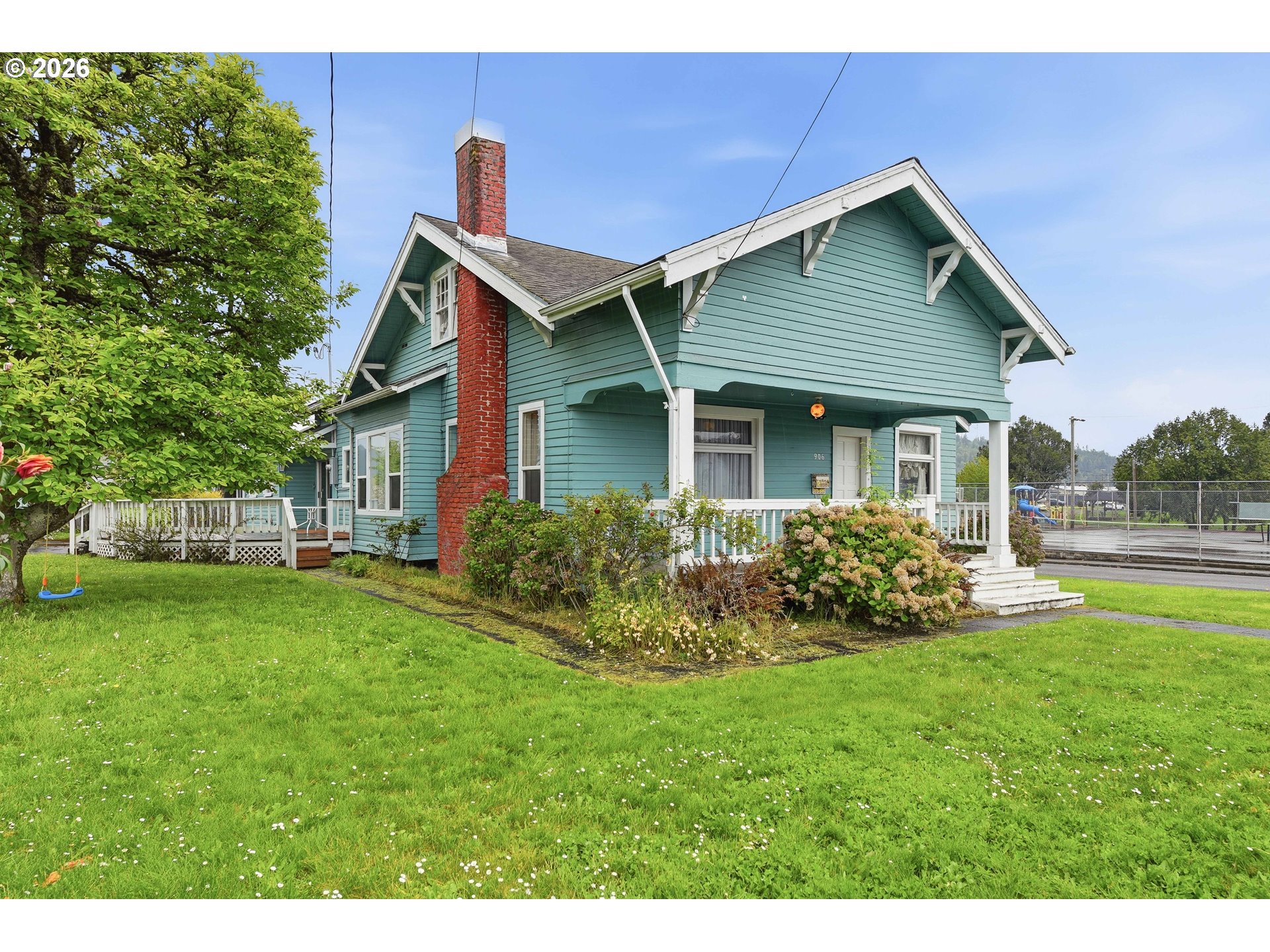 906 C Street Myrtle Point, OR 97458 - Photo 3 of 48