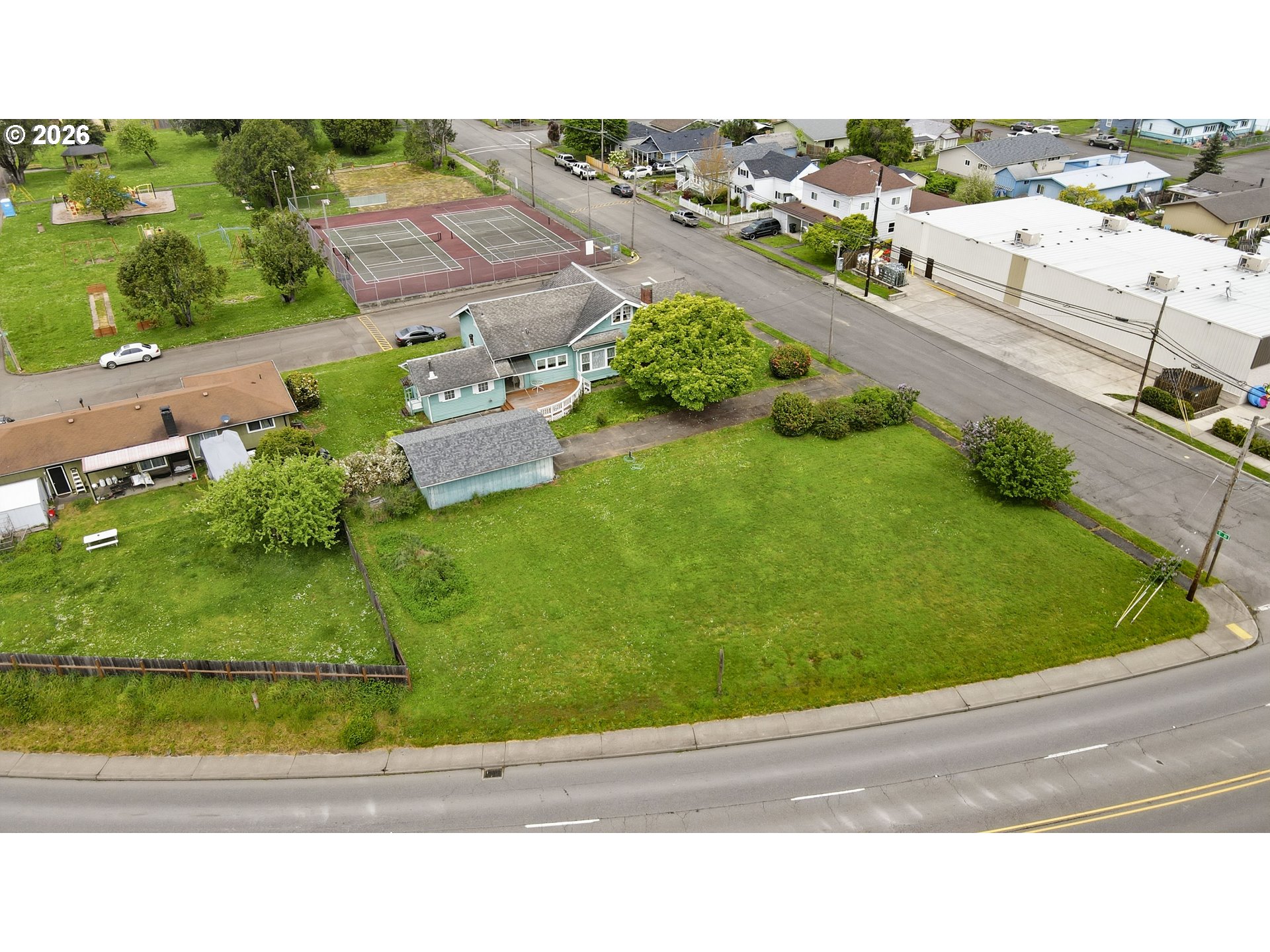 906 C Street Myrtle Point, OR 97458 - Photo 6 of 48