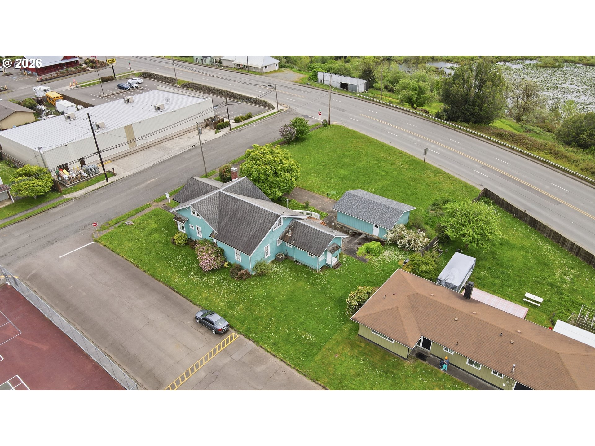 906 C Street Myrtle Point, OR 97458 - Photo 7 of 48