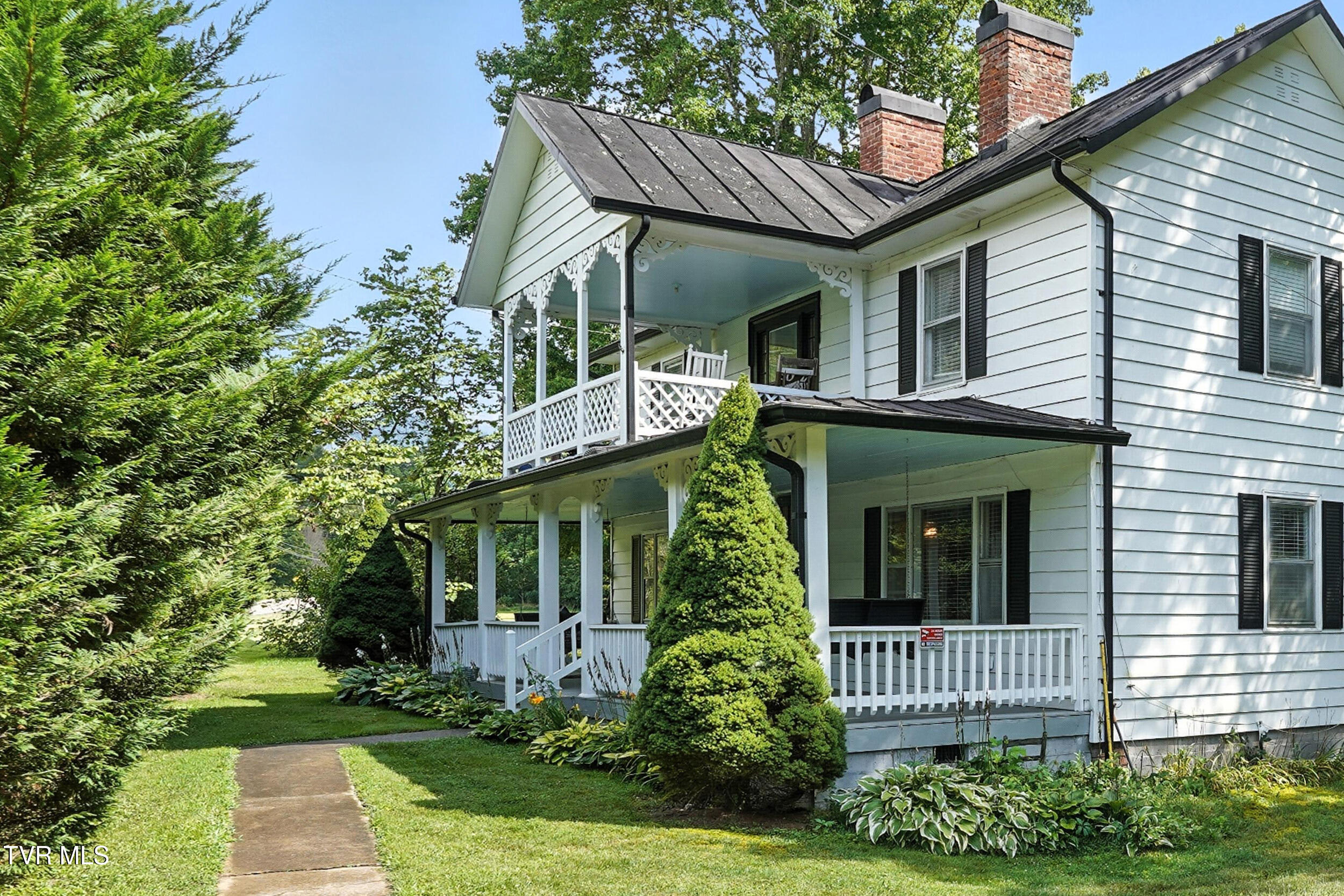 810 Big Dry Run Road Mountain City, TN 37683 - Photo 2 of 41 3_021_dsc003322