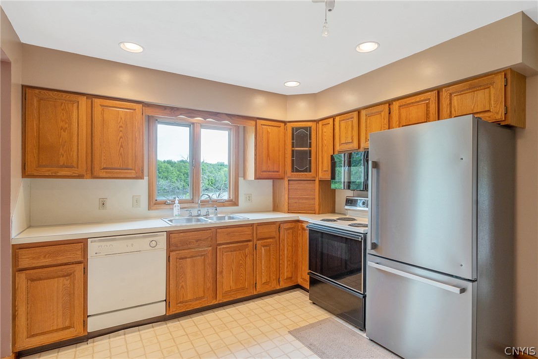 7112 Plainville Road Lysander, NY 13112 - Photo 9 of 48