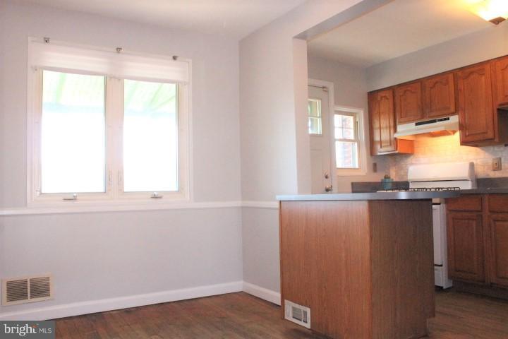 7845 Wynbrook Road Baltimore, MD 21224 - Photo 12 of 29 More big windows for great natural light