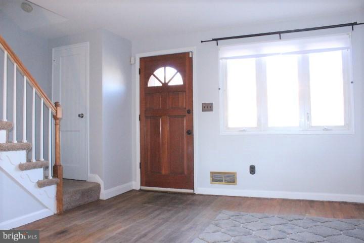 7845 Wynbrook Road Baltimore, MD 21224 - Photo 5 of 29 Large coat closet by front door