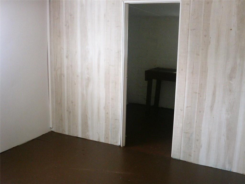 1816 Rombold Road Hermitage, PA 16148 - Photo 9 of 12