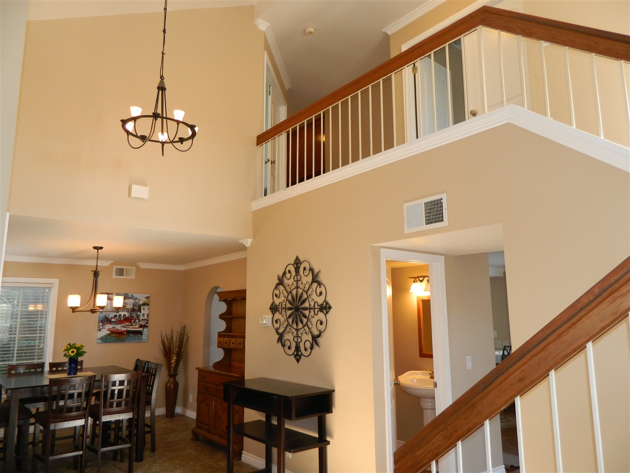 686 Rue Avallon Chula Vista, CA 91913 - Photo 7 of 25 Cathedral Ceilings