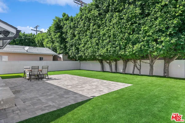 $11,500 | 12849 Tiara Street, North Hollywood, CA 91607