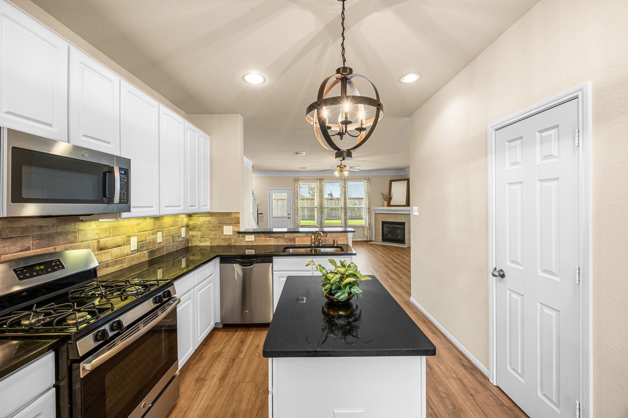 2922 Coachmaker Trail Rosenberg, TX 77471 - Photo 8 of 29