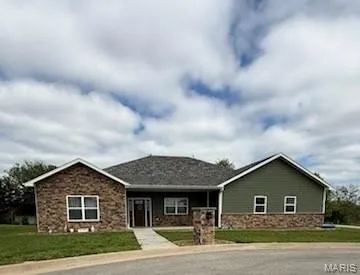 $554,500 | 303 Karlie Court, Linn, MO 65051