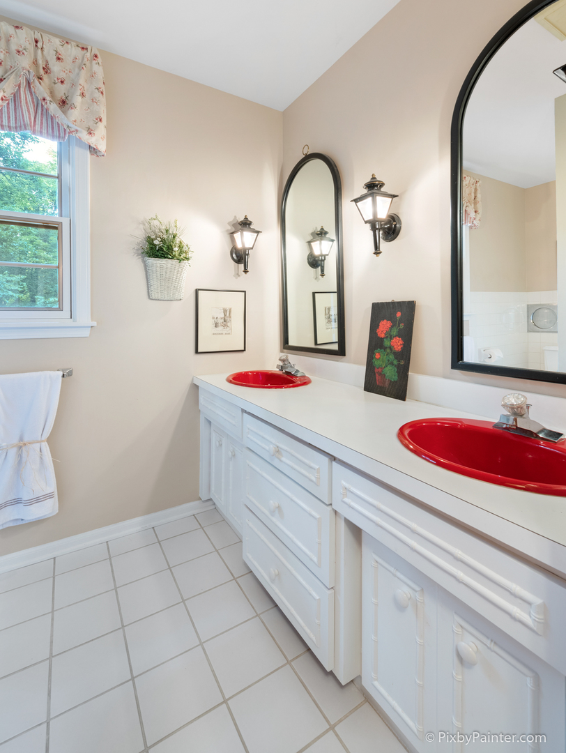 36W584 Wild Rose Road St. Charles, IL 60174 - Photo 27 of 40