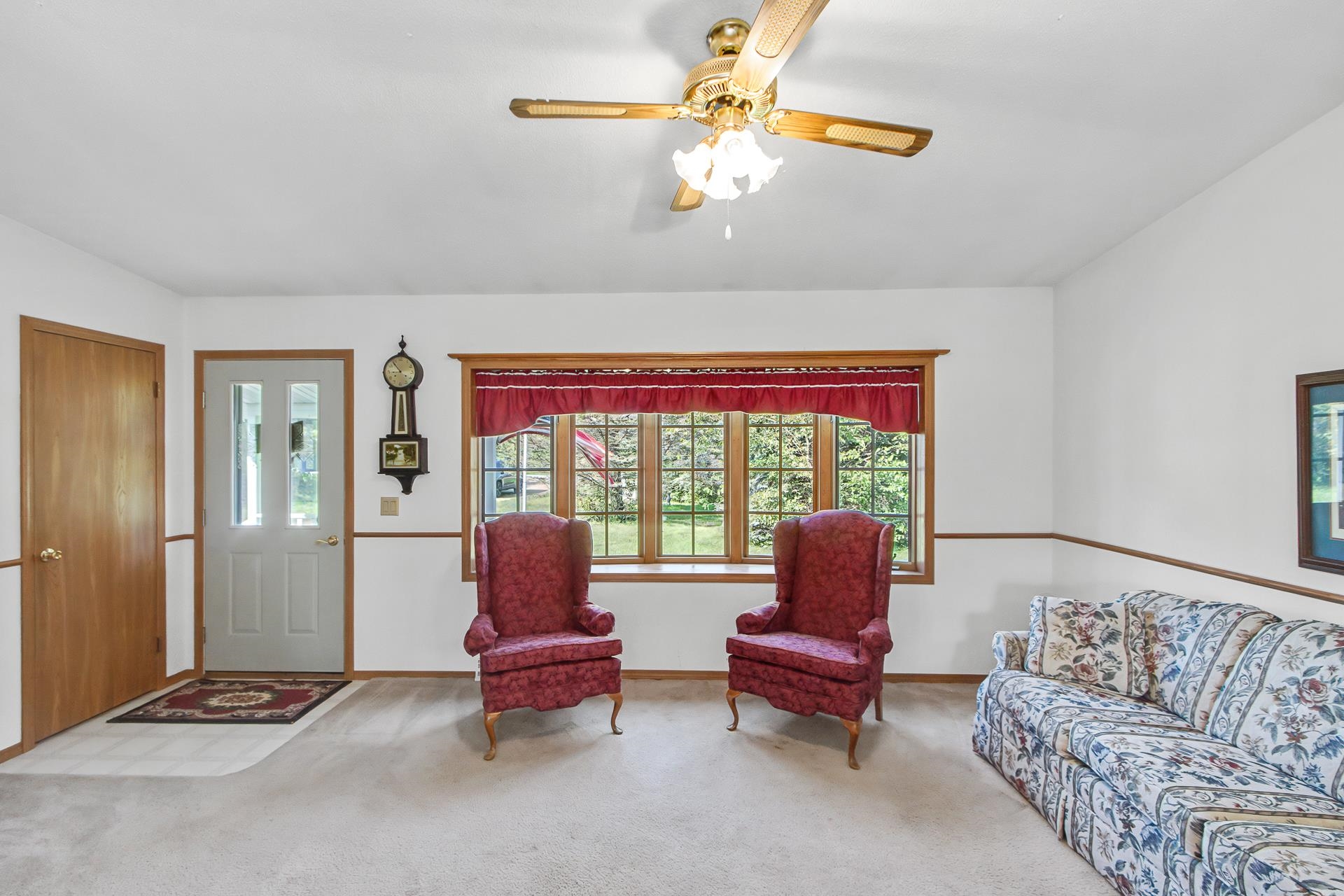 353 South Main Street Lime Ridge, WI 53942 - Photo 6 of 79 Gallery Image 6