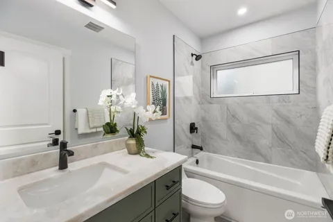 $997,500 | 4559 34th Avenue South, Seattle, WA 98118