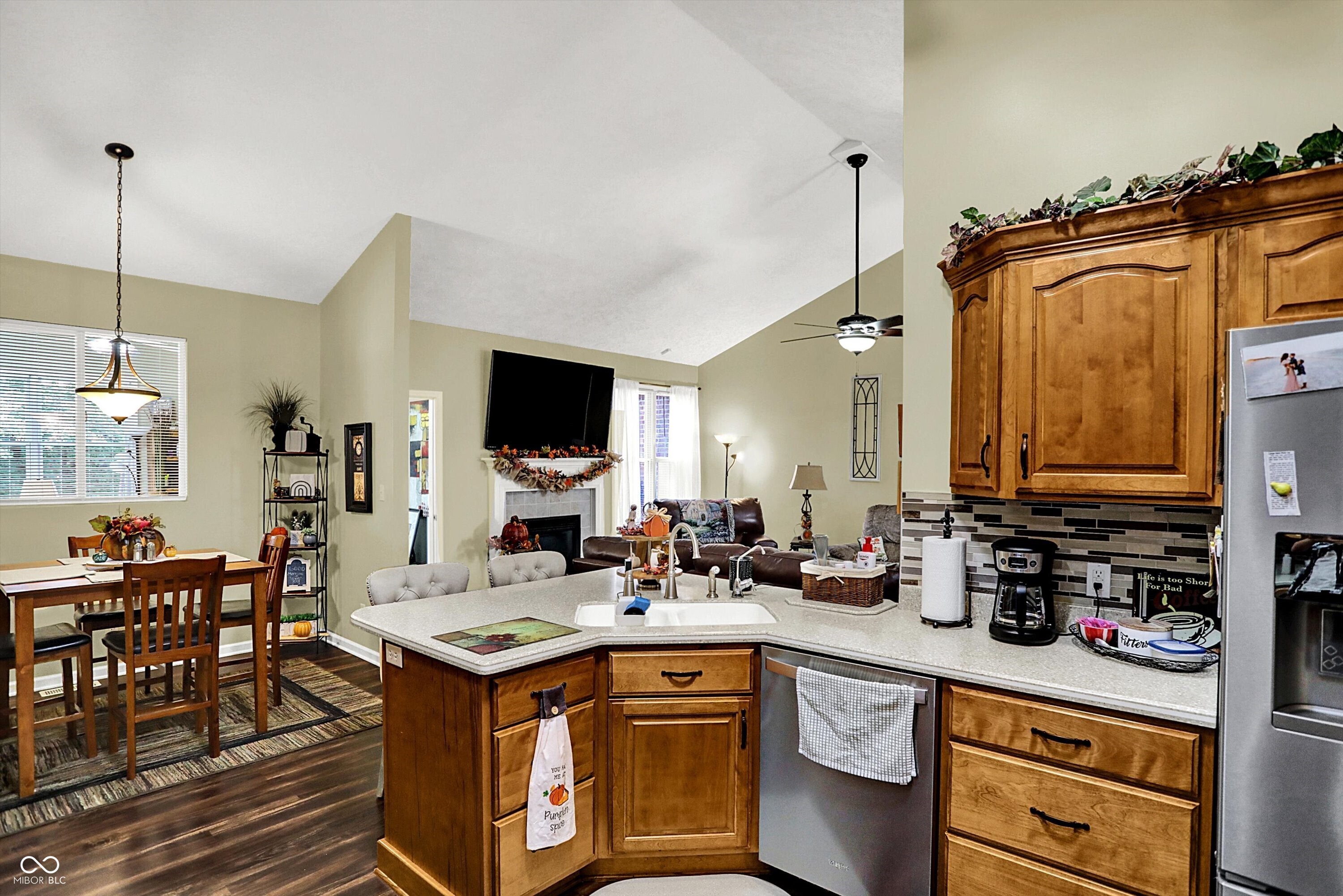 1502 Sutton Street Alexandria, IN 46001 - Photo 19 of 59