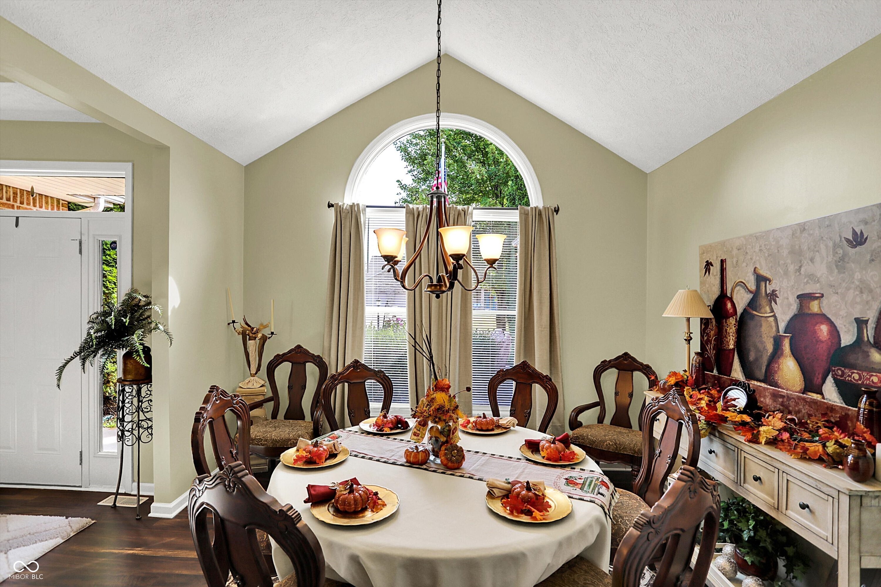 1502 Sutton Street Alexandria, IN 46001 - Photo 9 of 59