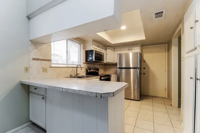 $1,630 | 8419 Old Meadow Lane, Houston, TX 77064