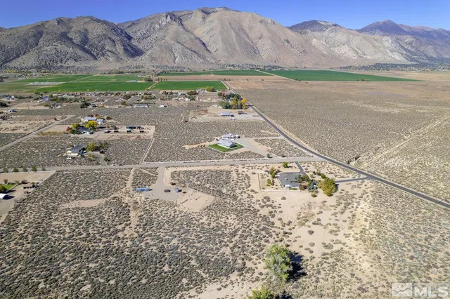 $325,000 | 10 Walters Lane, Smith Valley, NV 89444