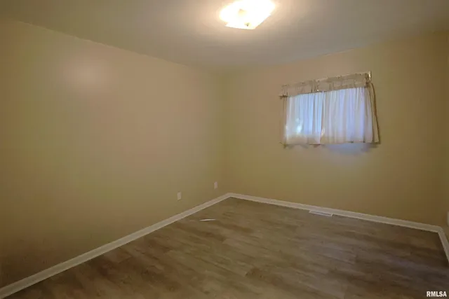 $195,000 | 11 Ridge Road, Centralia, IL 62801