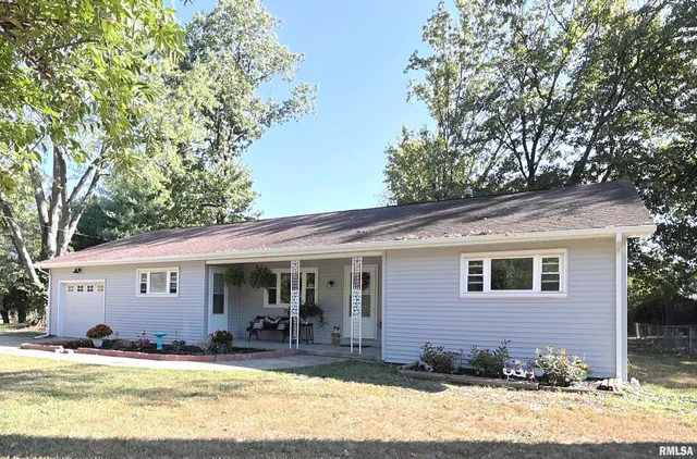 $195,000 | 11 Ridge Road, Centralia, IL 62801