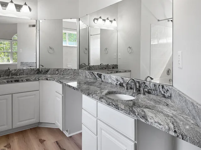 $3,400 | 100 La Mesa Court, Egg Harbor Township, NJ 08234