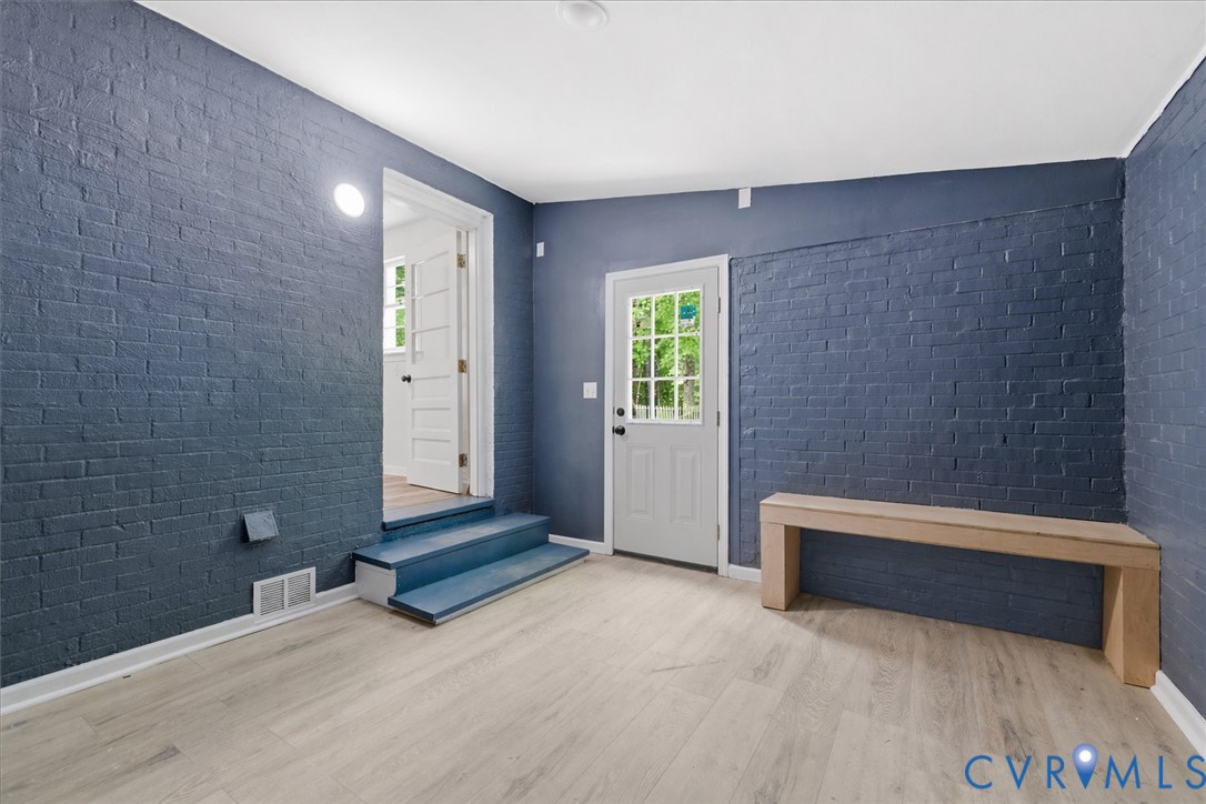 5306 Sterling Road Petersburg, VA 23803 - Photo 26 of 39 a view of room with air conditioner and window