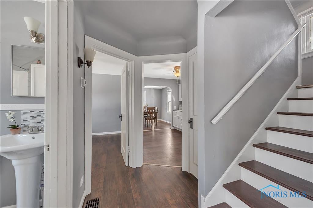 2604 West Alexis Road Toledo, OH 43613 - Photo 17 of 28 Gallery Image 17