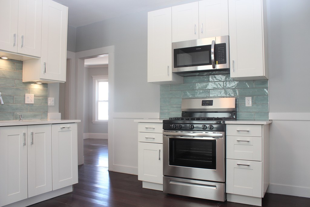 35 Mt Ida Road, Unit 2 Boston, MA 02122 - Photo 1 of 28 Gallery Image 1