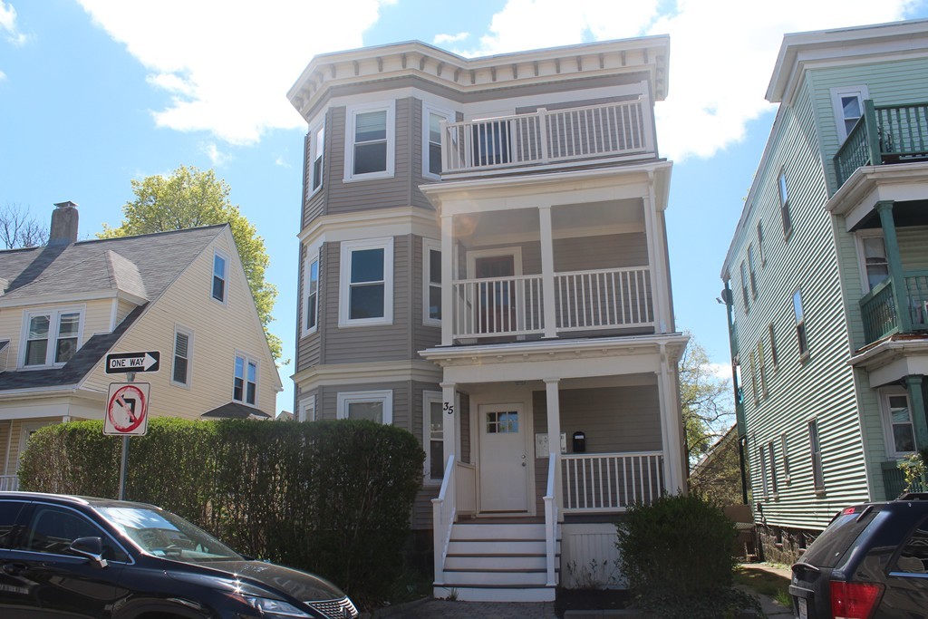 35 Mt Ida Road, Unit 2 Boston, MA 02122 - Photo 15 of 28 Gallery Image 15