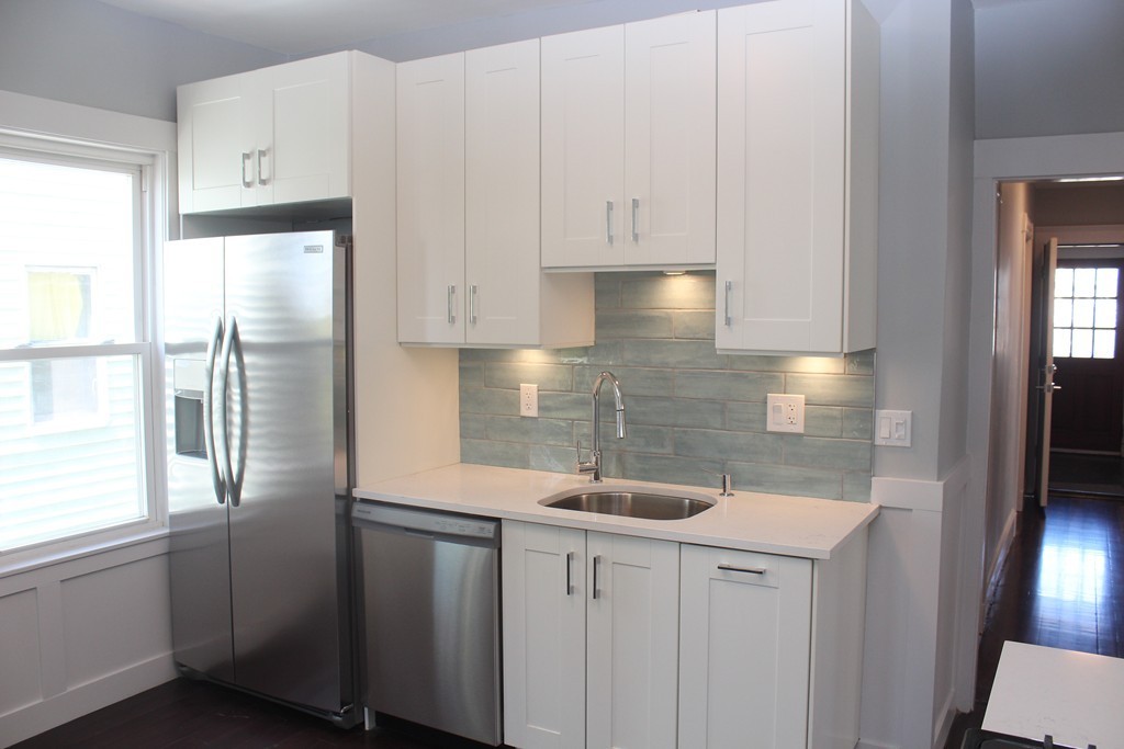 35 Mt Ida Road, Unit 2 Boston, MA 02122 - Photo 2 of 28 Gallery Image 2