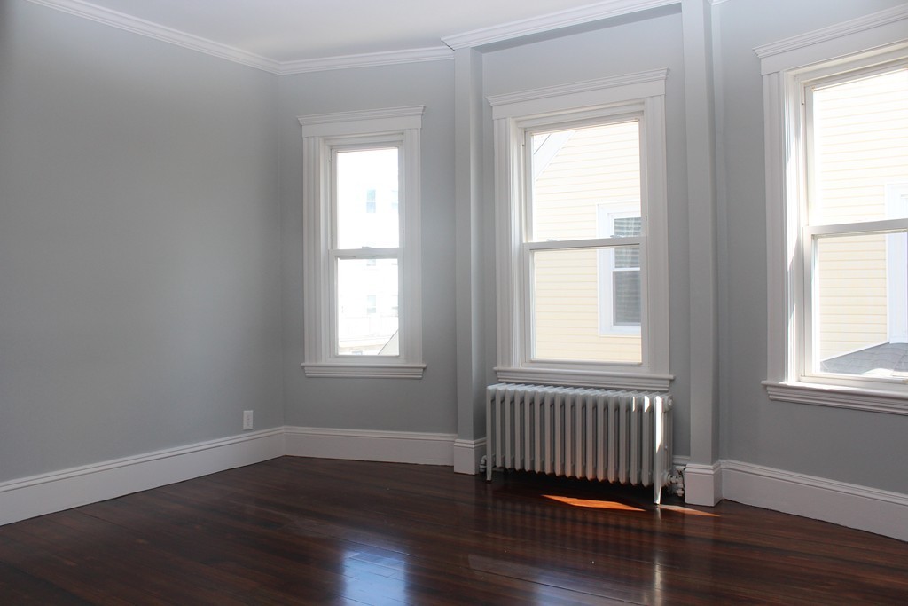 35 Mt Ida Road, Unit 2 Boston, MA 02122 - Photo 6 of 28 Gallery Image 6