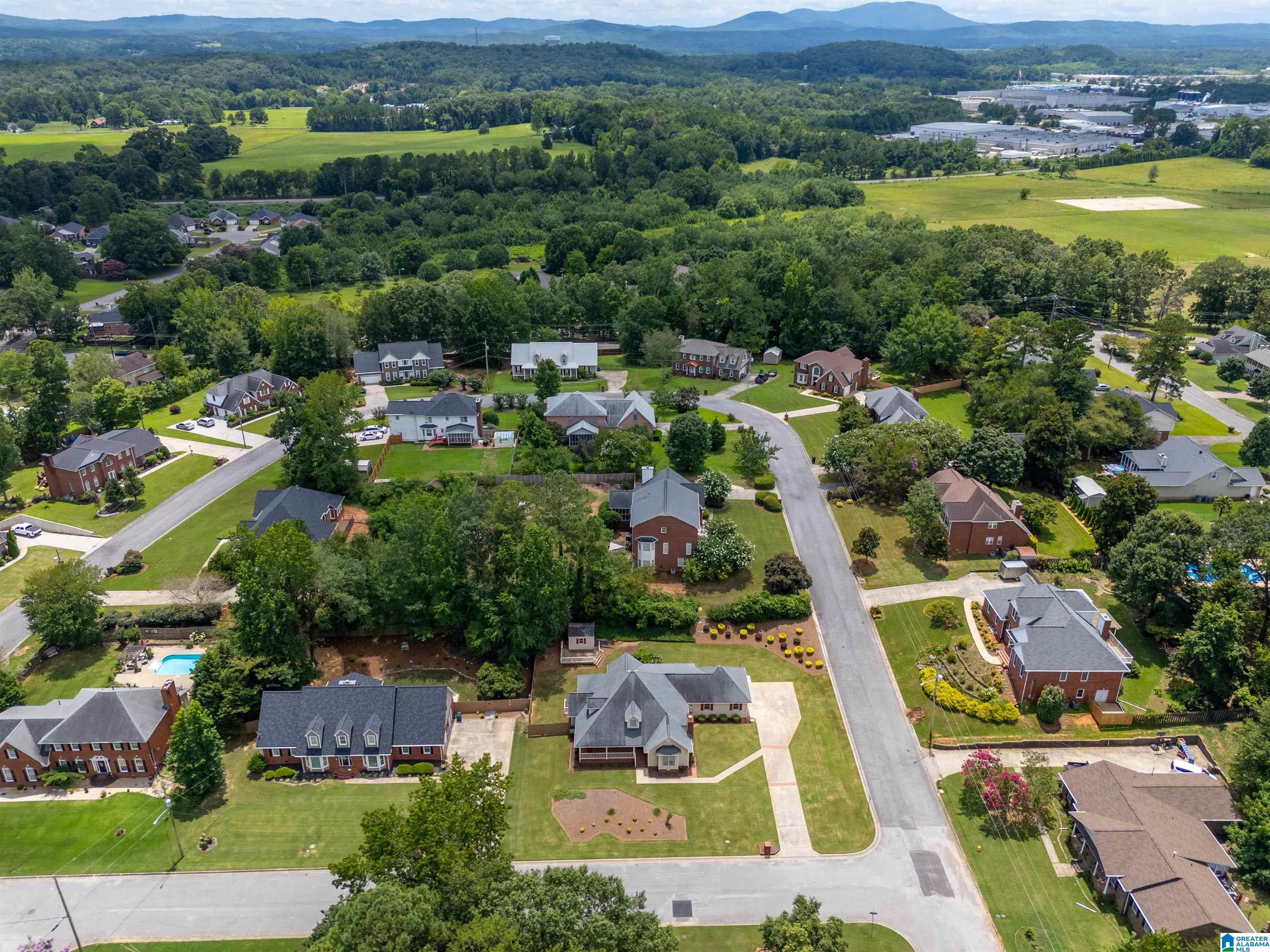 1267 Stillwater Road Anniston, AL 36207 - Photo 3 of 39