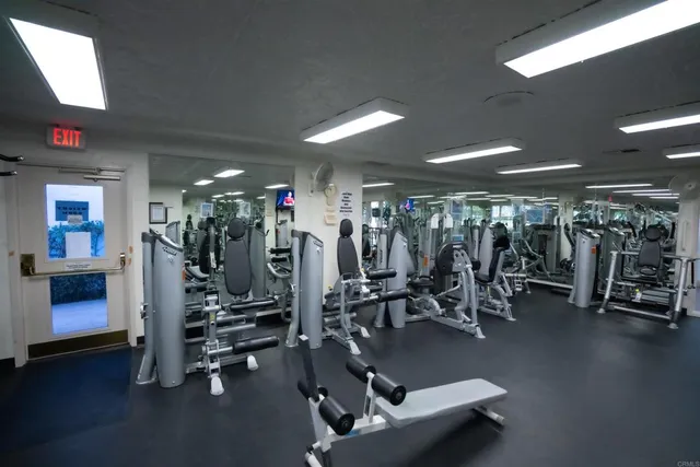 $6,300 | 4717 Majorca Way, Oceanside, CA 92056