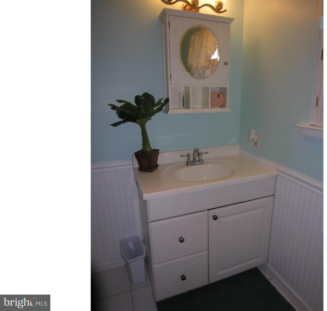 1423 Woodview Road Yardley, PA 19067 - Photo 24 of 24 Half Bath