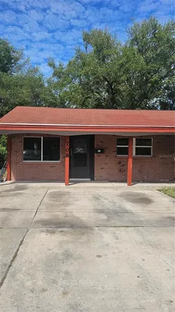 $1,750 | 708 Pennsylvania Avenue, Clearwater, FL 33755