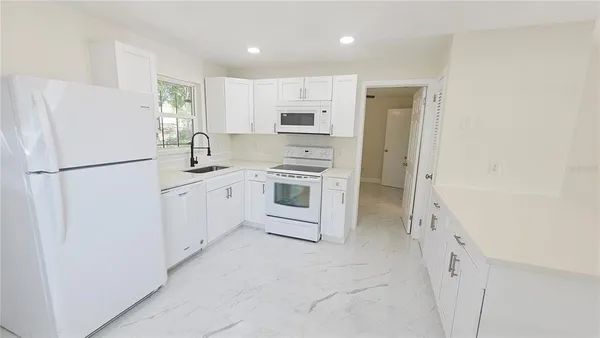 $1,750 | 708 Pennsylvania Avenue, Clearwater, FL 33755