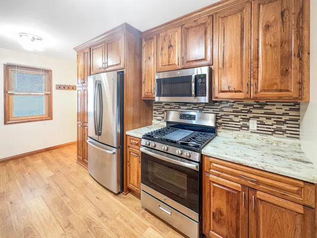 $290,000 | 3649 Perry Avenue North, Robbinsdale, MN 55422