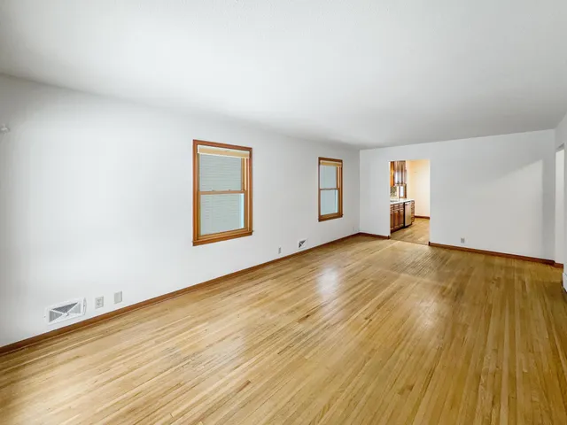 $290,000 | 3649 Perry Avenue North, Robbinsdale, MN 55422