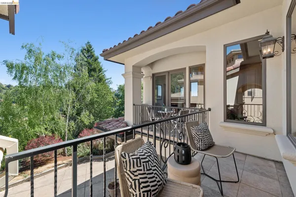 $1,998,000 | 7101 Marlborough Terrace, Berkeley, CA 94705