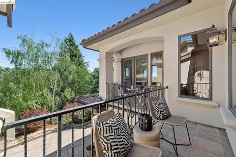 a view of a terrace with sky view