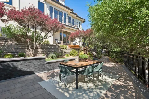 $1,998,000 | 7101 Marlborough Terrace, Berkeley, CA 94705