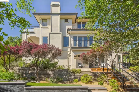$1,998,000 | 7101 Marlborough Terrace, Berkeley, CA 94705