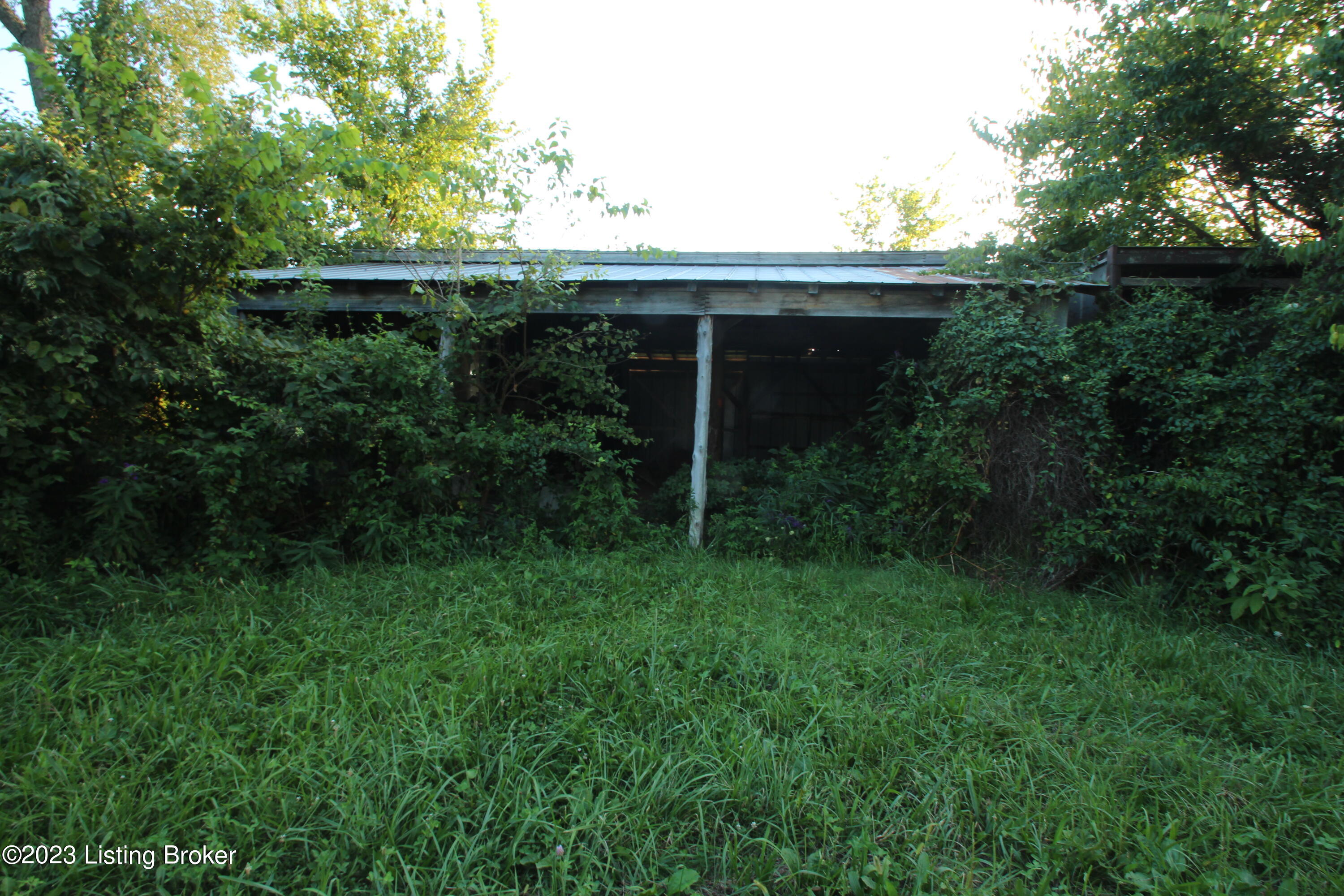 6001 Port Royal Road Turners Station, KY 40075 - Photo 11 of 56 IMG_9888