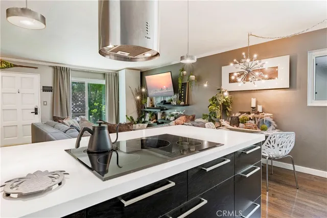 $585,000 | 360 Obispo Avenue, Unit 15, Long Beach, CA 90814