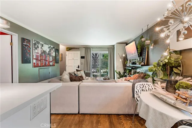 $585,000 | 360 Obispo Avenue, Unit 15, Long Beach, CA 90814