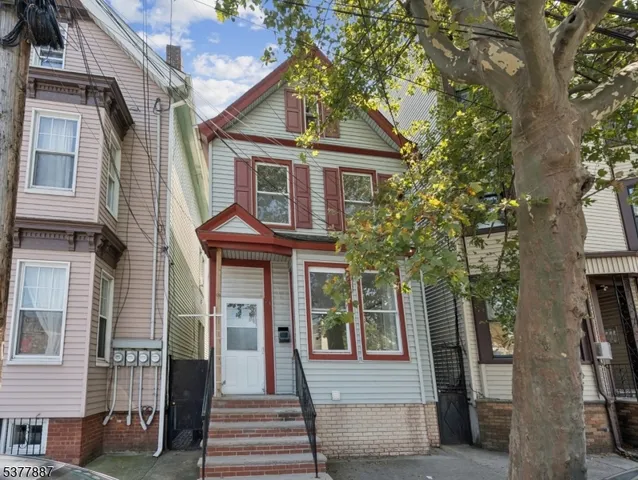 $449,999 | 85 Lang Street, Newark, NJ 07105
