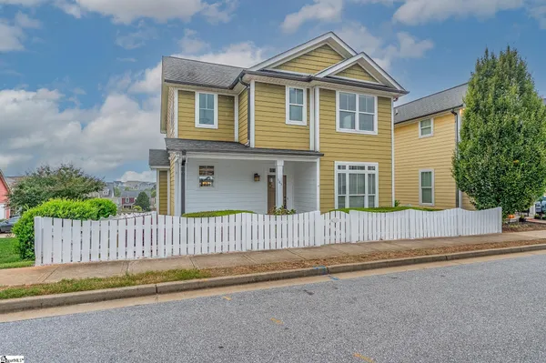 $309,000 | 105 Lawndale Drive, Greer, SC 29651