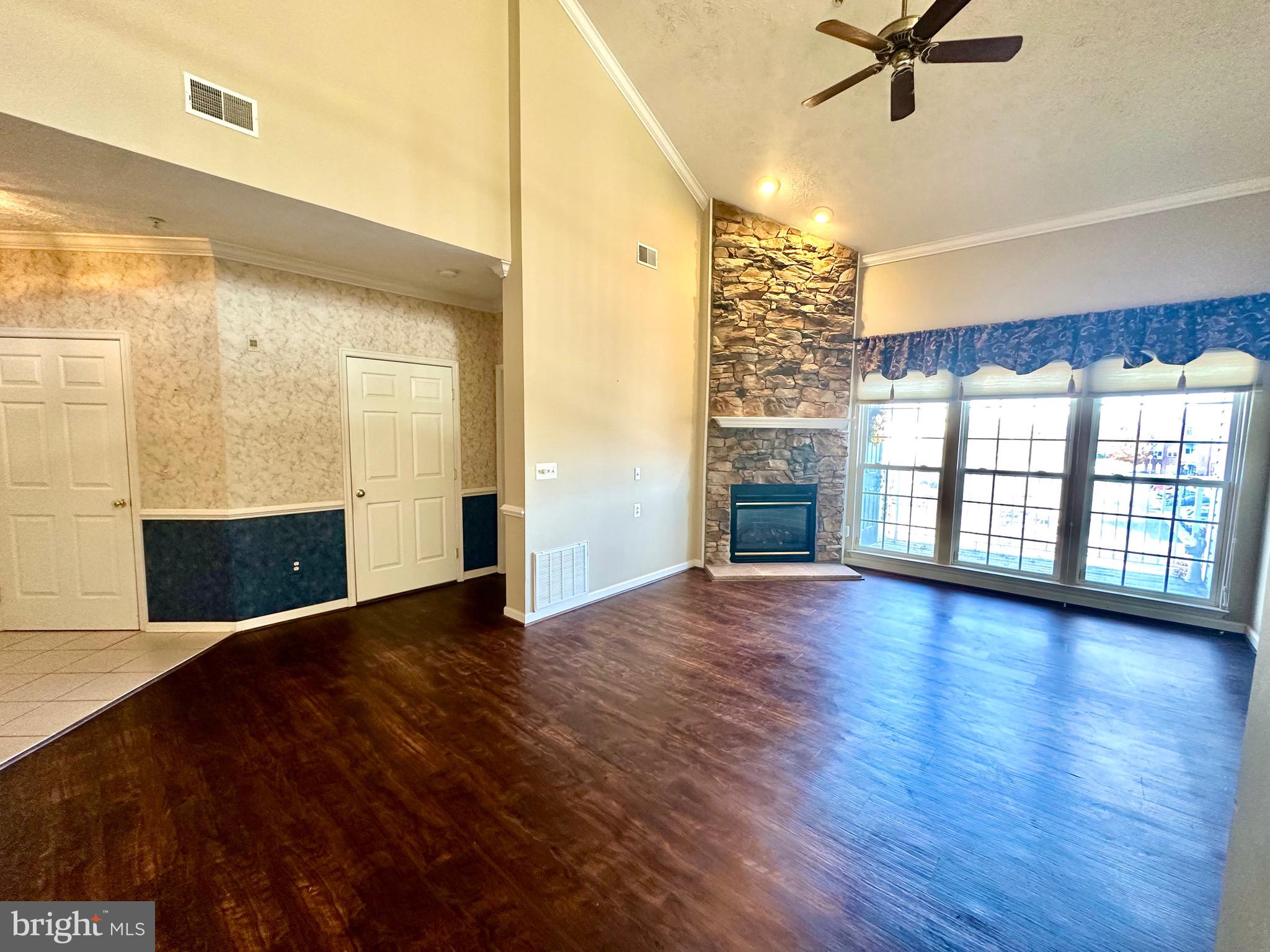 4932 Brightleaf Court, Unit 4932 Rosedale, MD 21237 - Photo 4 of 30