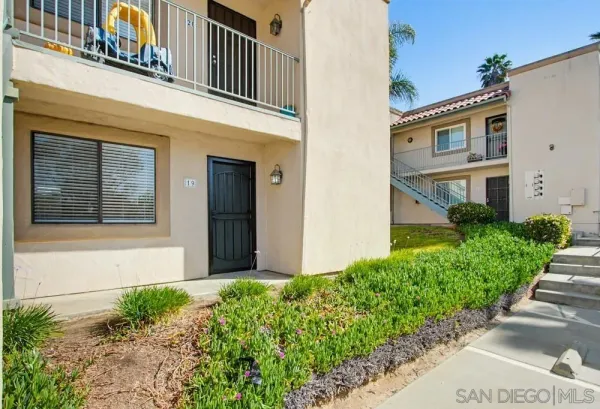 $399,000 | 32024 Del Cielo Oeste, Unit 19, Bonsall, CA 92003