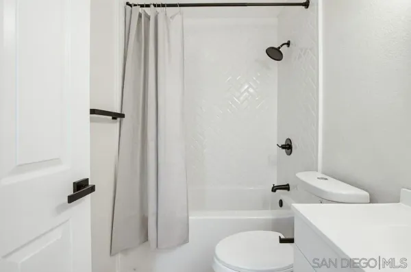$399,000 | 32024 Del Cielo Oeste, Unit 19, Bonsall, CA 92003